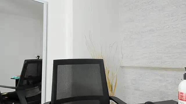  PENELOPESTAR  online show from October 10, 2025, 7:36 pm