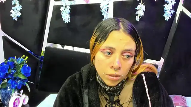 Sofii Anal  online show from November 28, 2025, 2:45 am