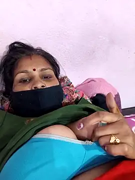 Love-pari077 online show from December 21, 2025, 2:52 pm