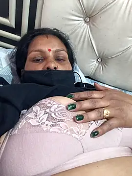 Love-pari077 online show from March 2, 2026, 8:43 am