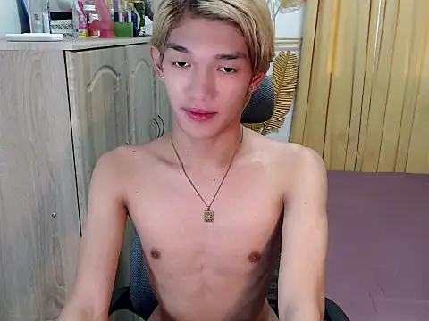Snapshot of fuckerfriendsxx chatting on June 13, 2026, 12:52 am fuckerfriendsxx online show from June 13, 2026, 12:52 am