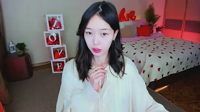 Snapshot of SoulHarmoonyy chatting on February 13, 2026, 7:25 pm SoulHarmoonyy online show from February 13, 2026, 7:25 pm