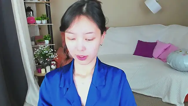 Snapshot of SoulHarmoonyy chatting on February 7, 2026, 10:34 am SoulHarmoonyy online show from February 7, 2026, 10:34 am