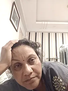 Snapshot of SHUVANI_SEXY chatting on September 27, 2025, 4:24 pm SHUVANI SEXY online show from September 27, 2025, 4:24 pm