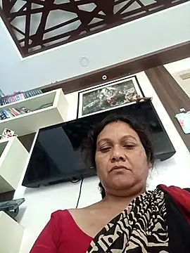 Snapshot of SHUVANI_SEXY chatting on October 8, 2025, 2:35 am SHUVANI SEXY online show from October 8, 2025, 2:35 am