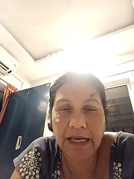 Snapshot of SHUVANI_SEXY chatting on September 14, 2025, 2:50 pm SHUVANI SEXY online show from September 14, 2025, 2:50 pm