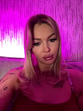 miss veroNika online show from December 2, 2025, 2:56 am