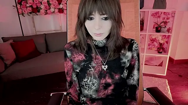 CrystallBloom online show from February 7, 2026, 1:19 pm