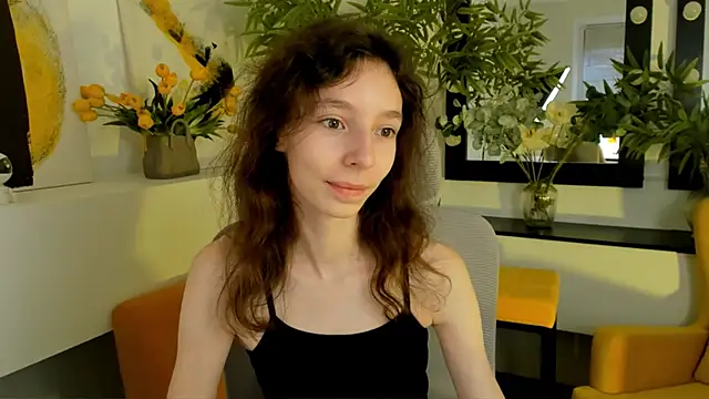 Snapshot of EmmanuellBrown chatting on October 21, 2025, 10:14 am EmmanuellBrown online show from October 21, 2025, 10:14 am