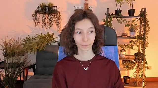 Snapshot of EmmanuellBrown chatting on January 18, 2026, 4:05 am EmmanuellBrown online show from January 18, 2026, 4:05 am