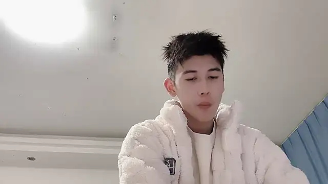 xiaojie2563 online show from January 11, 2026, 12:12 pm