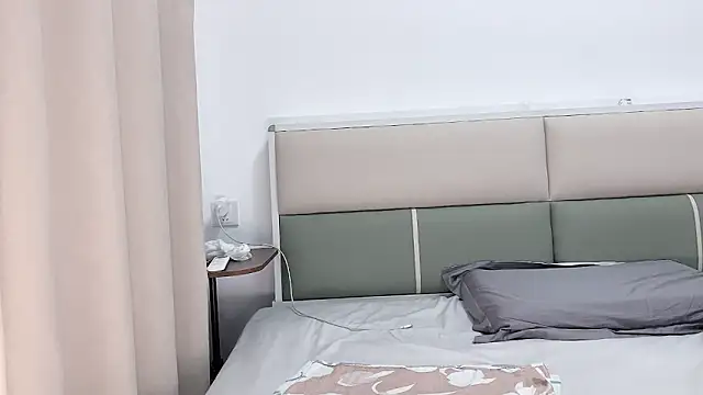 mmm6660 online show from November 26, 2025, 1:22 pm