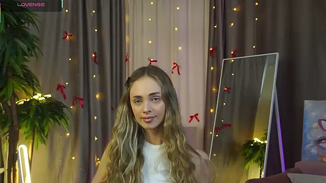 AliciaMellow online show from February 9, 2026, 11:41 am