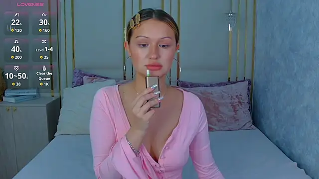 Snapshot of FloraResly chatting on September 11, 2025, 10:59 am FloraResly online show from September 11, 2025, 10:59 am