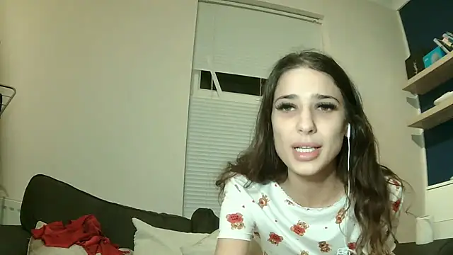 ASAIN VIRGIN ARIA online show from December 4, 2025, 11:37 pm