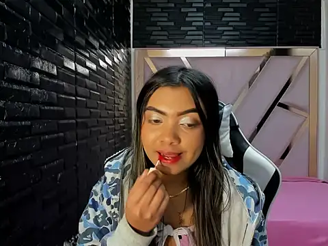 Darlys69x online show from October 2, 2025, 3:10 am