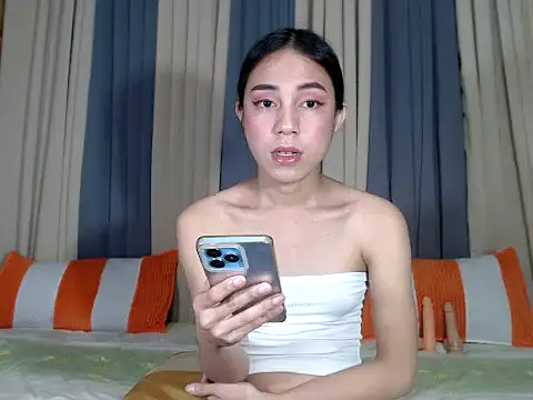 Jadehotcum online show from October 13, 2025, 11:23 am