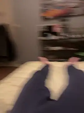 Snapshot of Zizibeaugoss chatting on December 21, 2025, 9:04 pm Zizibeaugoss online show from December 21, 2025, 9:04 pm