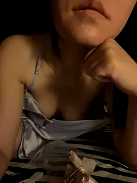 Lauren 778 online show from September 29, 2025, 3:06 pm