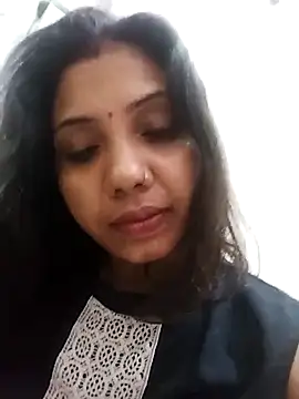 Snapshot of Madem-18 chatting on September 12, 2025, 4:07 pm Madem-18 online show from September 12, 2025, 4:07 pm