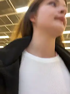 KittyQueeny online show from October 22, 2025, 9:20 am