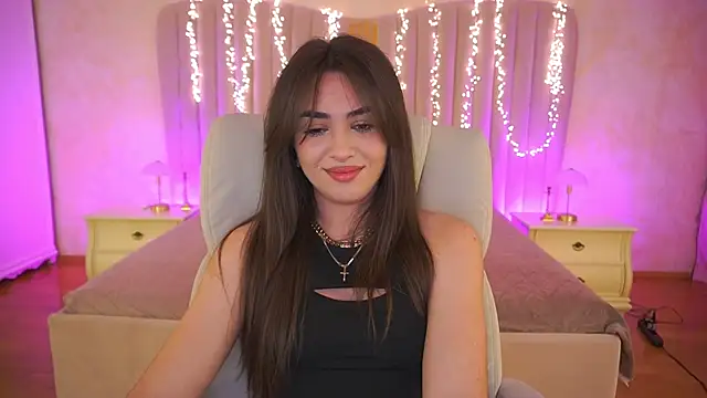 EricaSin online show from April 6, 2026, 1:12 pm