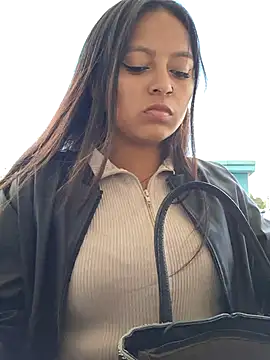 Snapshot of LunaHot_777 chatting on October 14, 2025, 7:14 pm LunaHot 777 online show from October 14, 2025, 7:14 pm