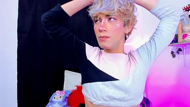 Cooperrosscute233 online show from October 16, 2025, 2:14 pm