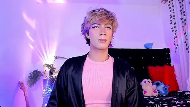 Cooperrosscute233 online show from April 15, 2026, 2:50 am