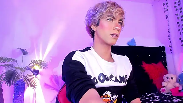 Cooperrosscute233 online show from February 16, 2026, 10:03 am