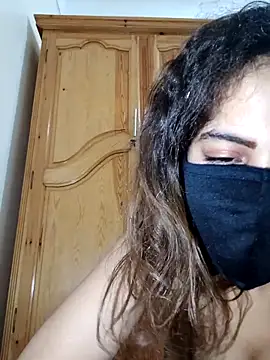 ghadiraa online show from December 5, 2025, 2:21 am