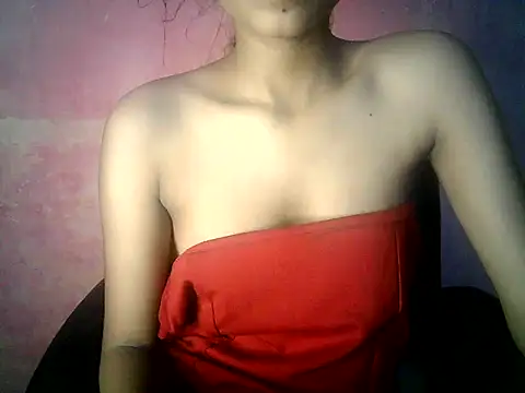 Snapshot of Lipsika07 chatting on October 1, 2025, 4:39 am Lipsika07 online show from October 1, 2025, 4:39 am