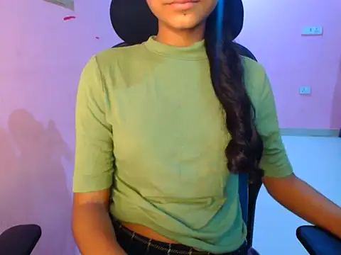 Snapshot of Lipsika07 chatting on September 12, 2025, 6:18 pm Lipsika07 online show from September 12, 2025, 6:18 pm