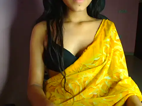 Snapshot of Lipsika07 chatting on October 9, 2025, 8:48 am Lipsika07 online show from October 9, 2025, 8:48 am