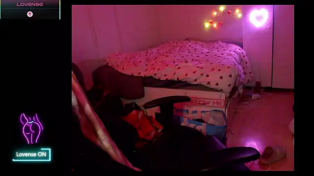 Kinkybooby online show from January 12, 2026, 5:53 pm