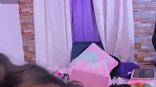 Brandy brown  online show from April 3, 2026, 11:55 pm