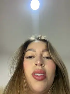 shannel moss   online show from April 19, 2026, 12:44 am