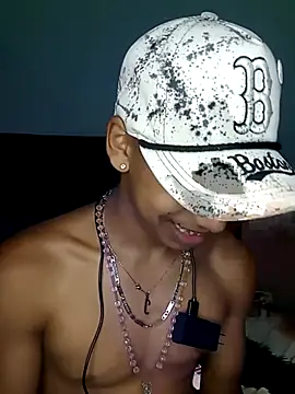 CUB4N1TX xx online show from October 5, 2025, 2:02 am