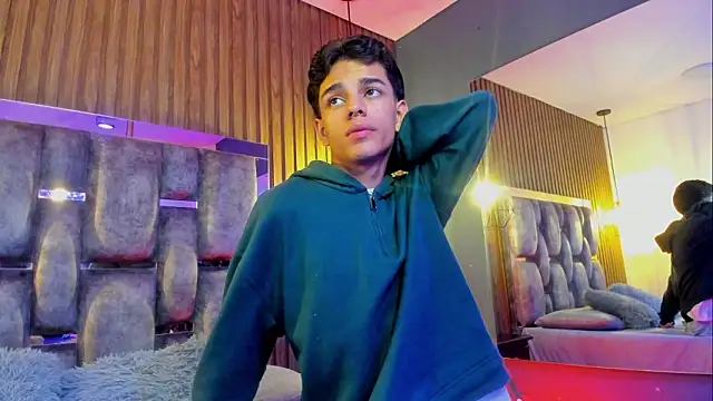 owen  johnson online show from February 4, 2026, 12:22 pm