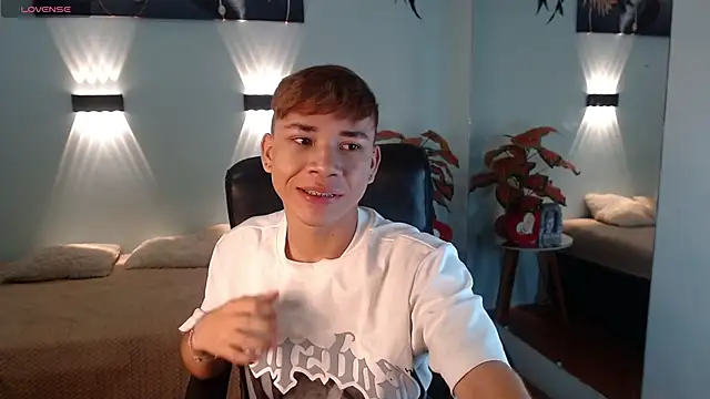 nathanclay online show from January 14, 2026, 4:05 am