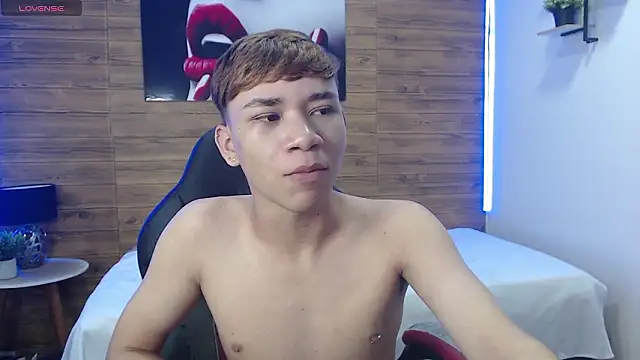 nathanclay online show from March 11, 2026, 3:22 am