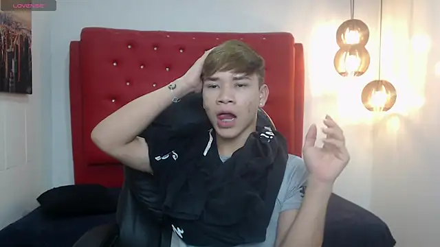 nathanclay online show from November 13, 2025, 4:16 am