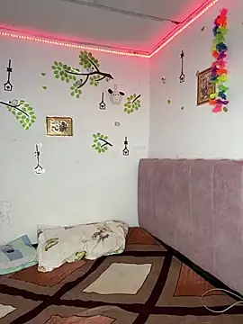 Snapshot of Tiara_19 chatting on March 21, 2026, 11:52 pm Tiara 19 online show from March 21, 2026, 11:52 pm