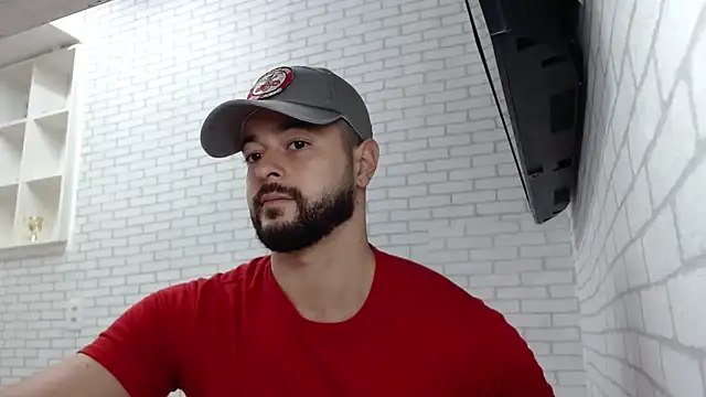 BombeiroHotx online show from March 19, 2026, 9:37 pm