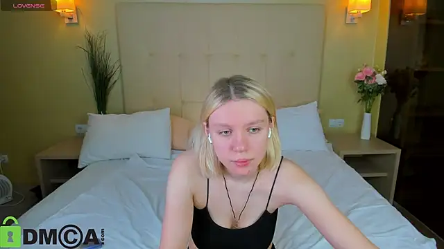 Casey Miller online show from October 5, 2025, 1:18 am
