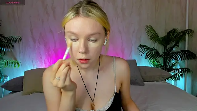 Casey Miller online show from September 30, 2025, 12:16 am