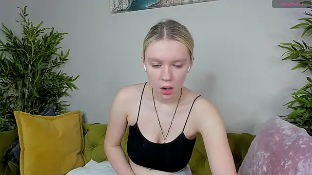 Casey Miller online show from October 4, 2025, 1:18 am