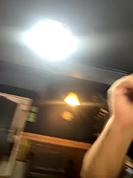 Yuber3 online show from October 1, 2025, 8:52 am