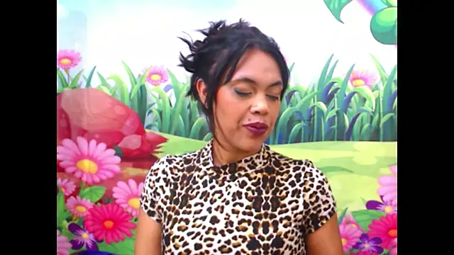 indiandesire4u69 online show from October 8, 2025, 2:51 pm