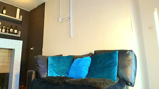  DantFox  online show from November 15, 2025, 8:35 pm